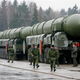 Illustration for article titled Nuclear Missiles Are Rock Stars In Moscow